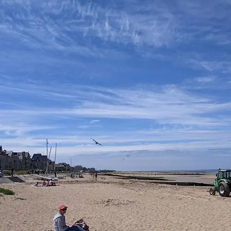 Seashore Hideaway Hermanville-sur-Mer