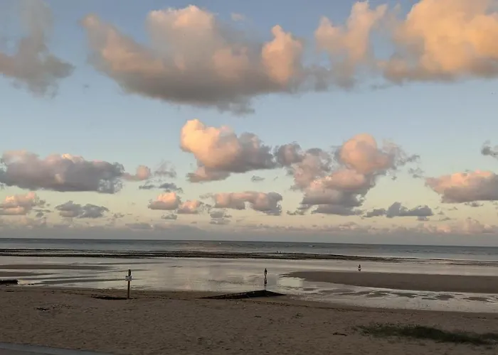 Seashore Hideaway Hermanville-sur-Mer